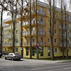  Apartament 100-sio